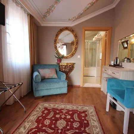 Отель Sultans Royal