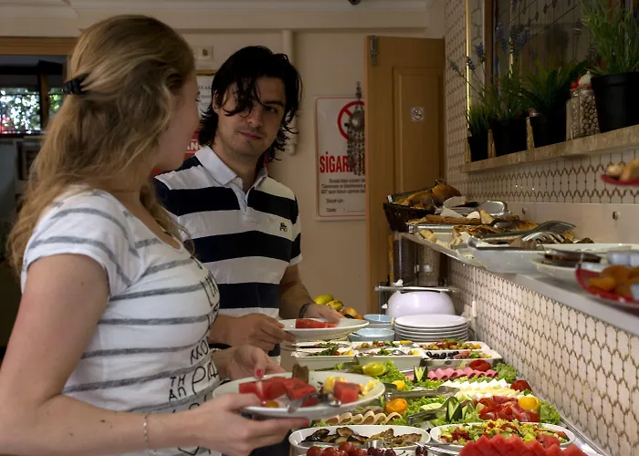 Ξενοδοχείο Sultans Royal 4*