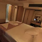 苏丹皇家酒店 4*